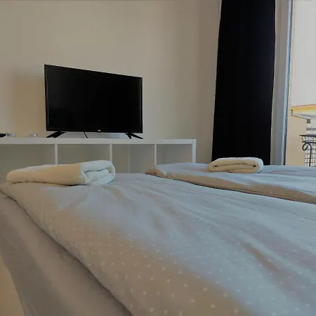 Uroczy Apartament 2 I Bezplatny Parking Na Miejscu Swinoujscie Exterior photo